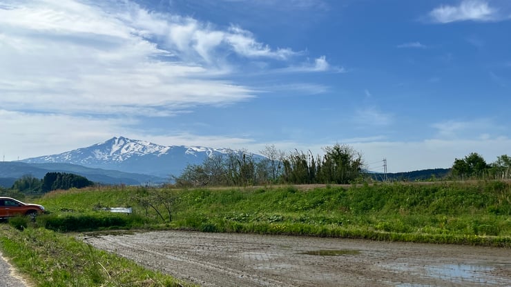 North to Akita: Rice country at the foot of Mount Chōkai Hacia el norte, a Akita: la región arrocera a los pies del monte Chōkai