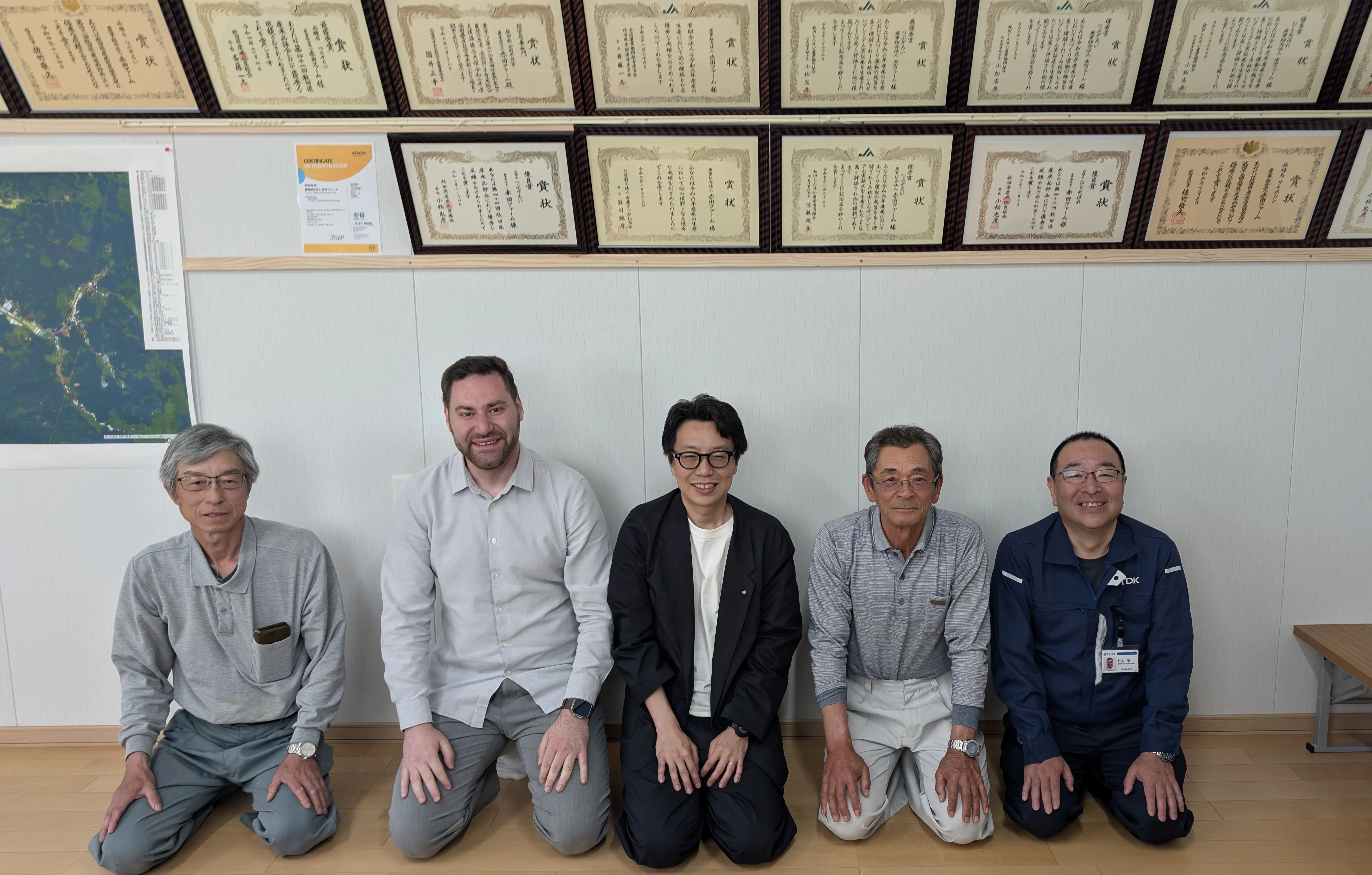 May · 2026 Beneath a wall of regional quality awards earned in consecutive years (Itō Kimio and Itō Akitoshi from Akata Farm, Nobumitsu Kanemori and Satoshi Murakami from TDK & Chadi Nemr from Greenda)